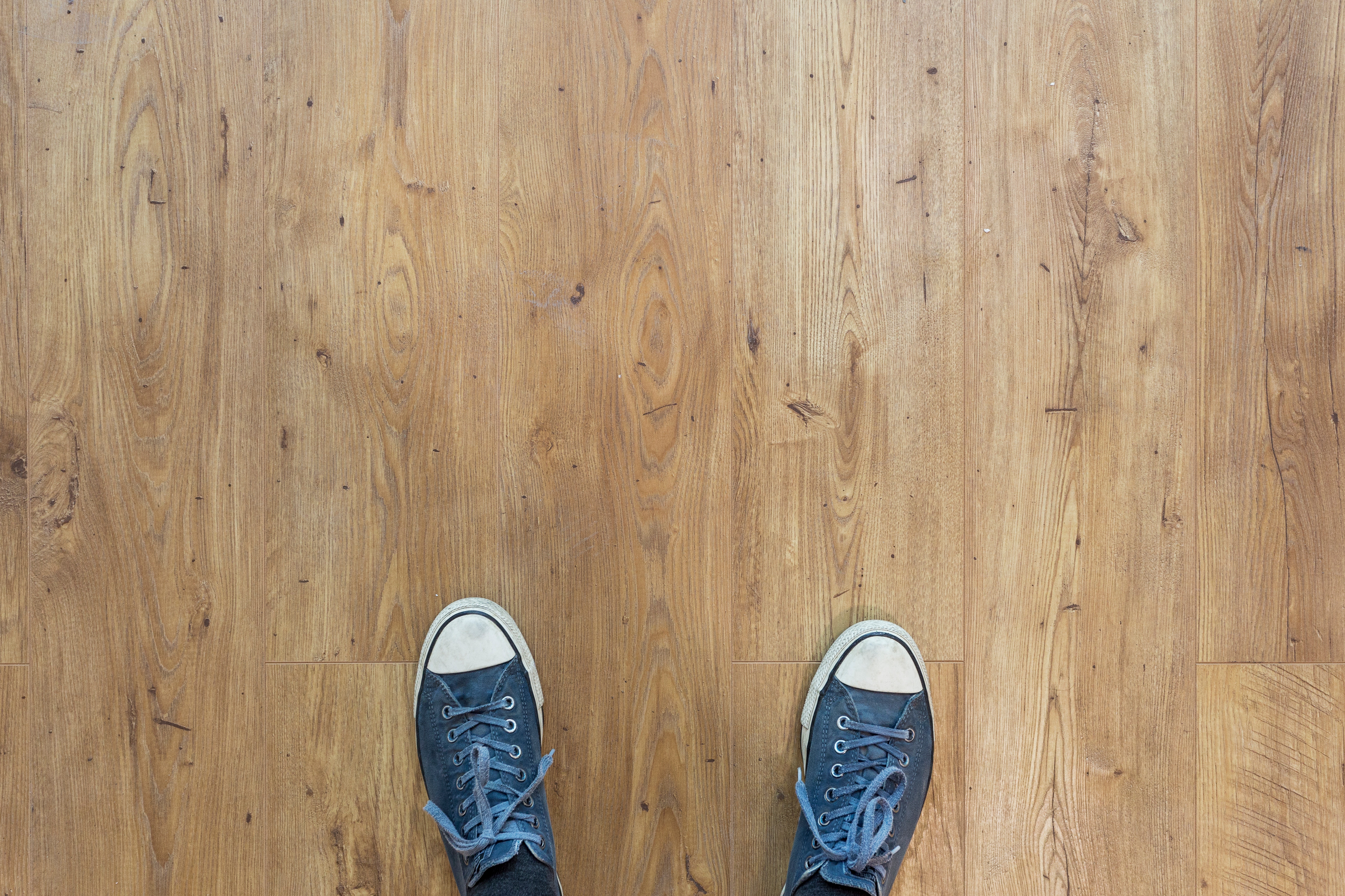 Frisk gulvet op med en grundig og professionel gulvslibning